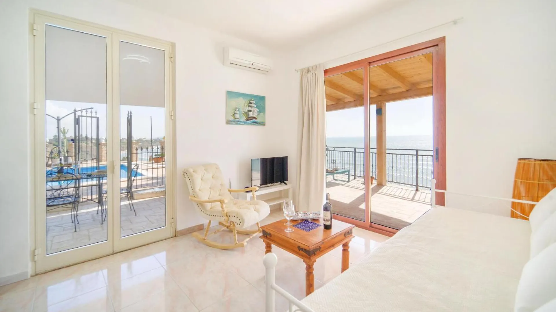 Gorgeous Home In Ciotta With House Sea View Torre di Gaffe