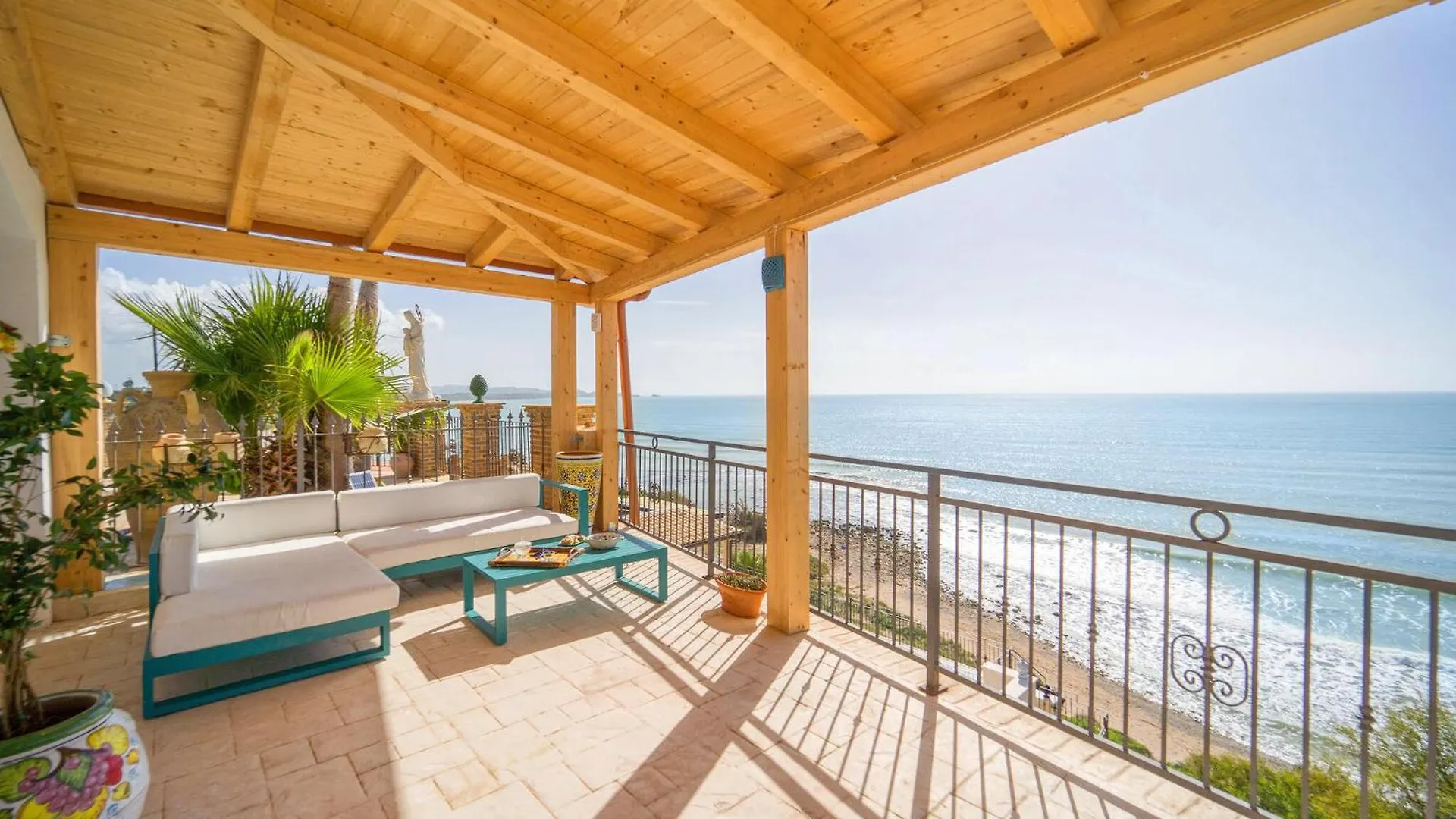 Gorgeous Home In Ciotta With House Sea View Torre di Gaffe Holiday home