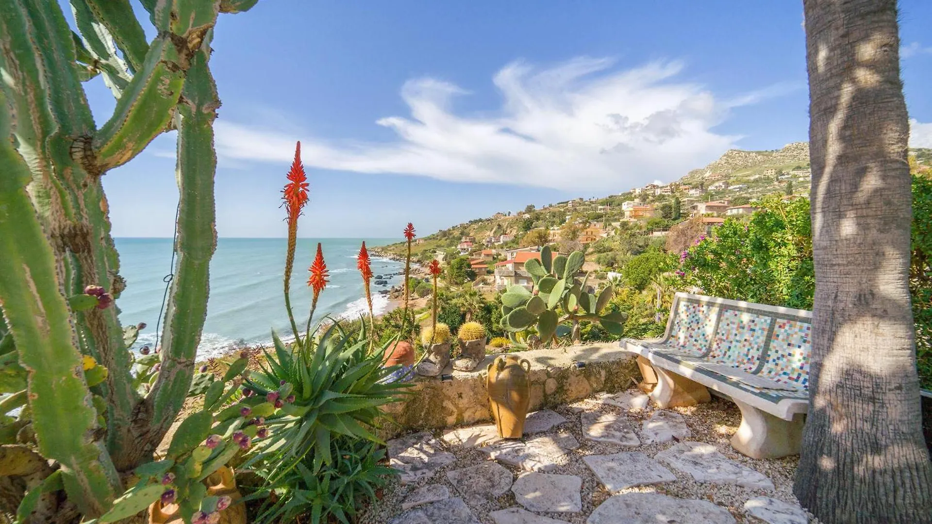 Gorgeous Home In Ciotta With House Sea View Torre di Gaffe