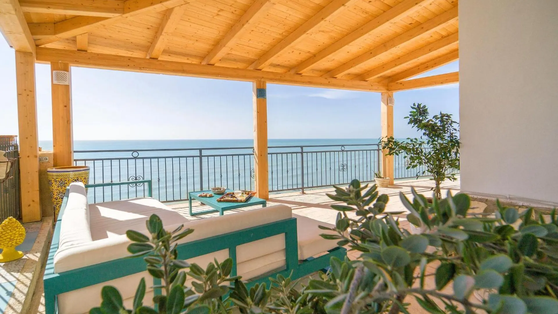 Gorgeous Home In Ciotta With House Sea View Torre di Gaffe 0*,