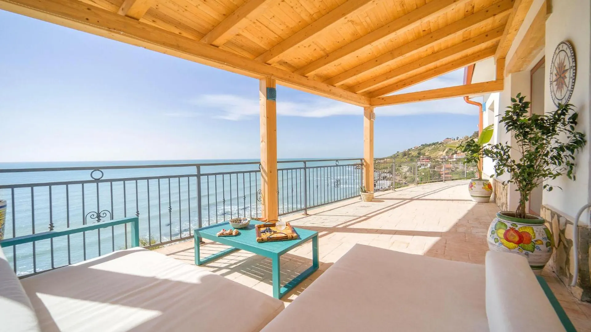 Gorgeous Home In Ciotta With House Sea View Torre di Gaffe