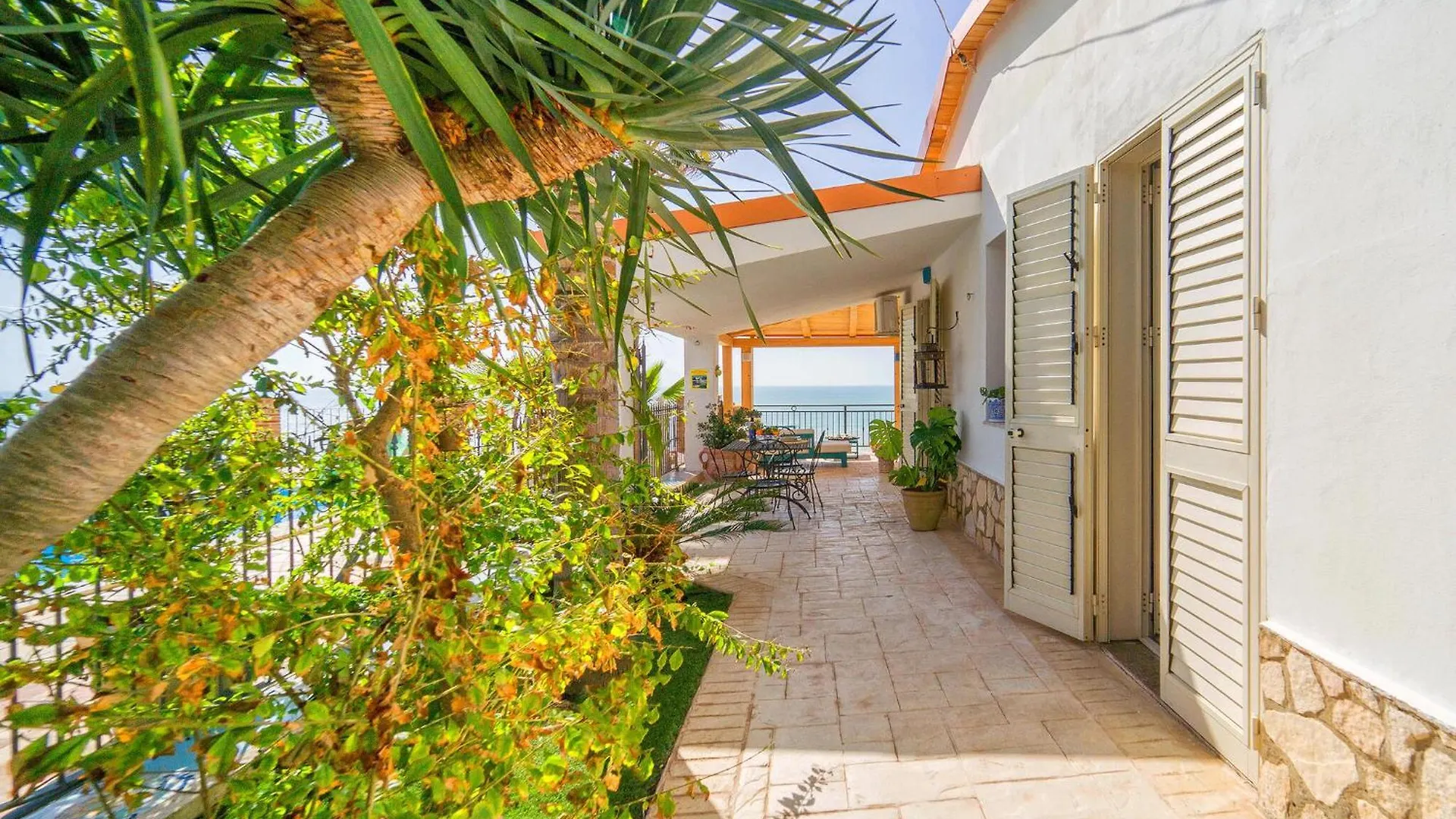 Gorgeous Home In Ciotta With House Sea View Torre di Gaffe